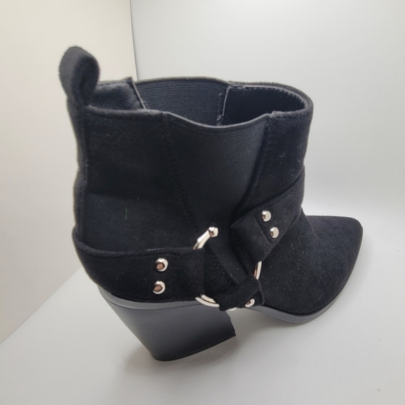 Size 7 Women's Side Gore Metal Harness Bootie - Picture 9 of 9